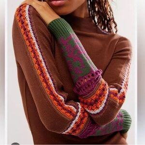 Free People Switch it up cuff thermal in chocolate brown. Size XS
